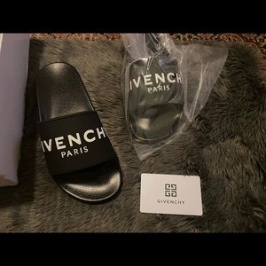 AAA GIVENCHY POOL SLIDES EU 38